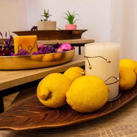 Lemon Garden Stylish Private Apartment Kalamáta Eksteriør bilde
