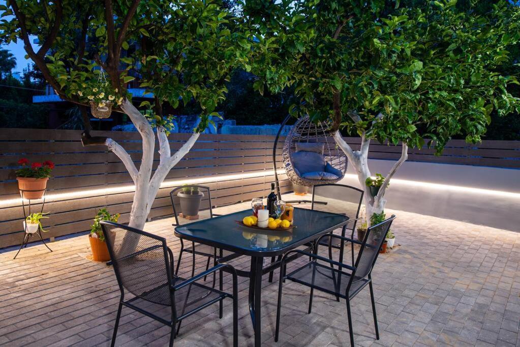 Lemon Garden Stylish Private Apartment Kalamáta Eksteriør bilde