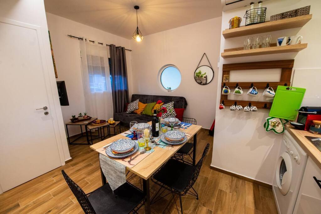 Lemon Garden Stylish Private Apartment Kalamáta Eksteriør bilde