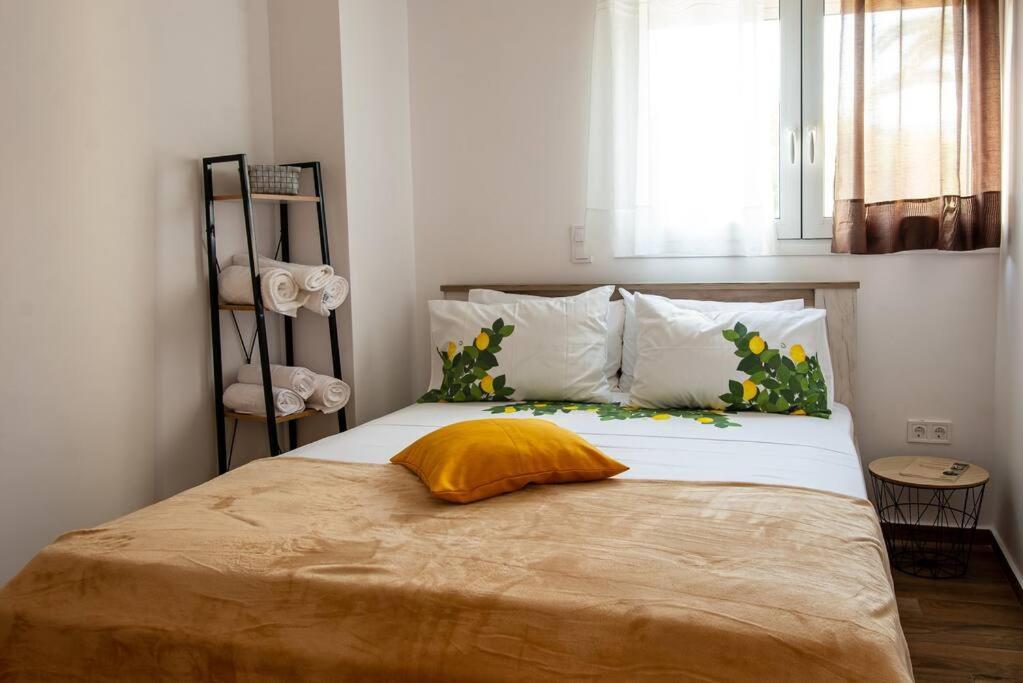 Lemon Garden Stylish Private Apartment Kalamáta Eksteriør bilde