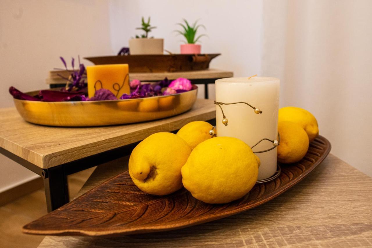 Lemon Garden Stylish Private Apartment Kalamáta Eksteriør bilde